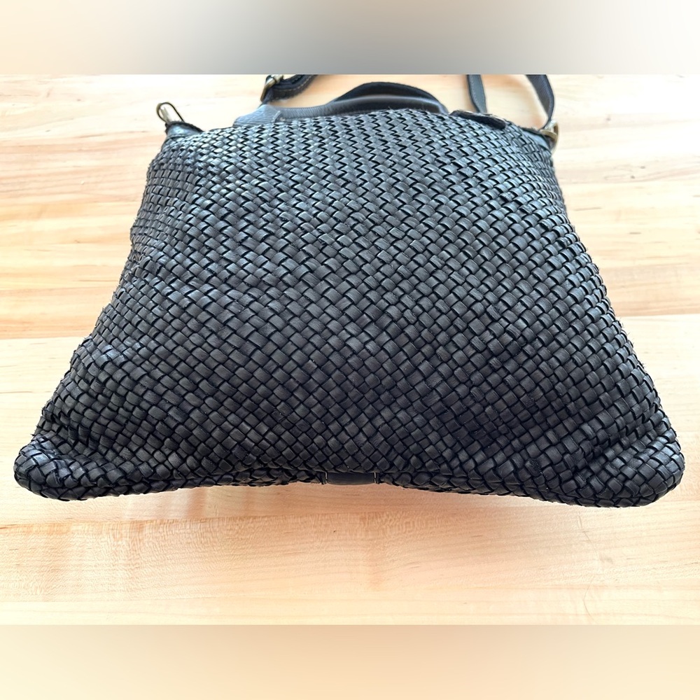 Sundance Black Leather Woven Shoulder Bag, Made in Italy by Wepell 🇮🇹 - Picture 5 of 11